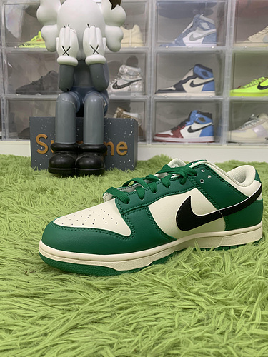 VT Batch Nike Dunk Low SE Lottery Pack Malachite Green DR9654 100