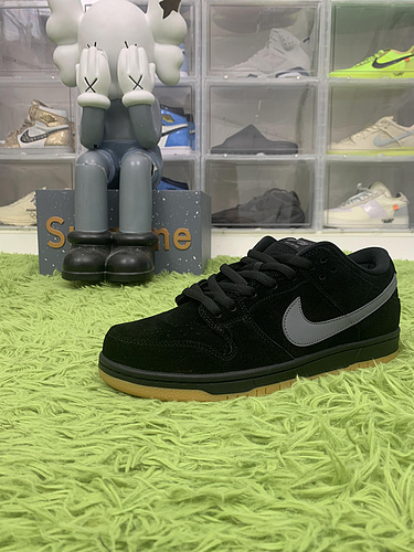 Nike SB Dunk Low Fog BQ6817 010