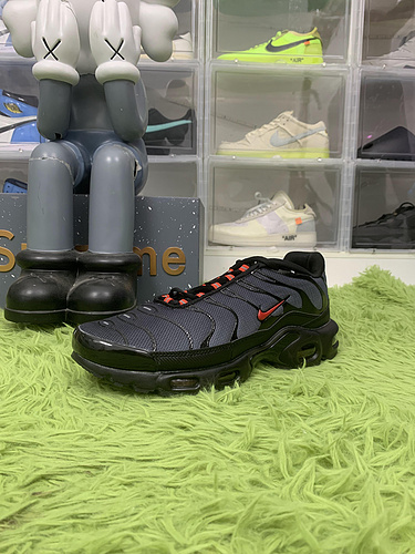 Nike Air Max Plus Black Gradient Red—— CI2299-001