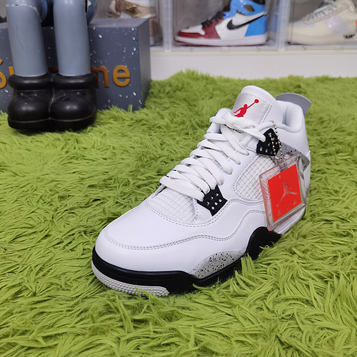 GX Batch  Air Jordan 4 White Cement 840606 192