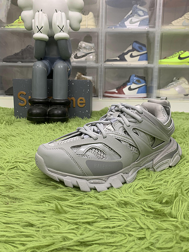 OK batch Balenciaga Track Light Grey 542436W2LA11203