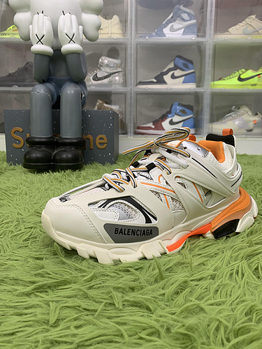 OK batch Balenciaga Track White Orange 542023 W1GB1 9059