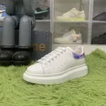 Alexander McQueen Oversized Iridescent White ——553680WHX929123