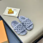 LV woolen slippers