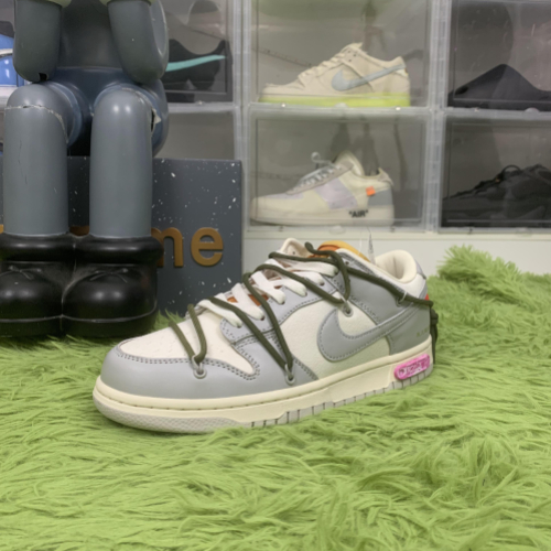 Nike Dunk Low Off-White Lot 22