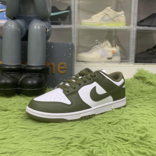 VT batch Nike Wmns Dunk Low 'Medium Olive'