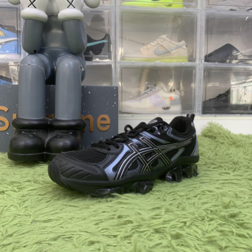 ASICS Gel-Quantum Kinetic Graphite Grey Black