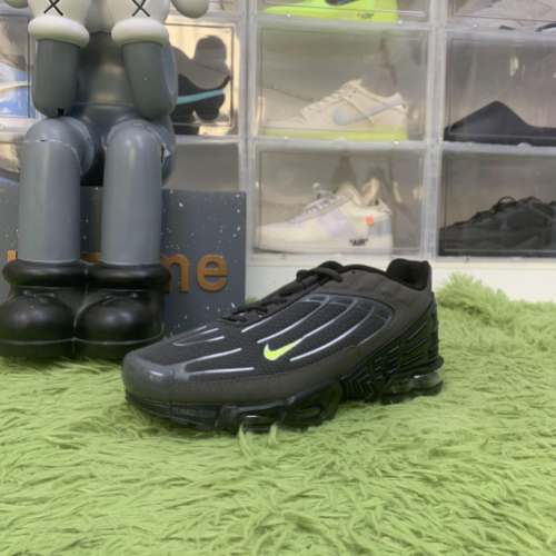 Nike Air Max Plus 3 'Anthracite Volt'