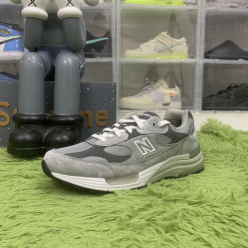 New Balance 992 Grey