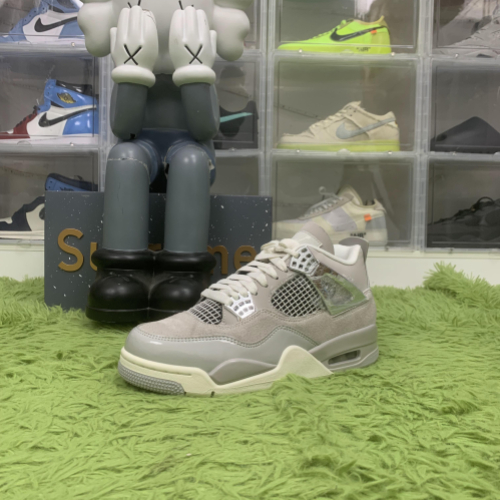 KZ batch Jordan 4 Retro Frozen Moments