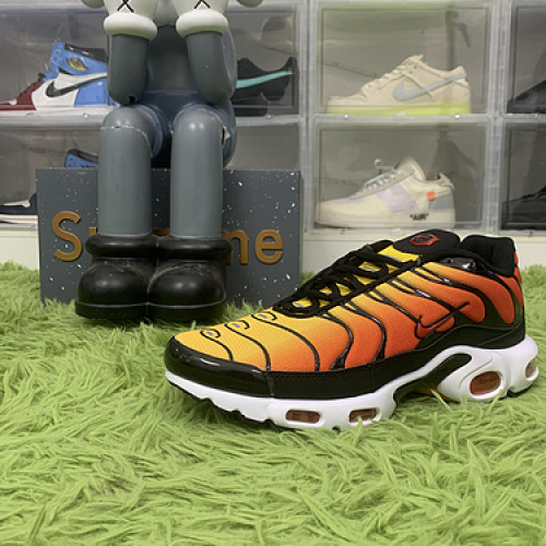 Nike Air Max Plus Sunset