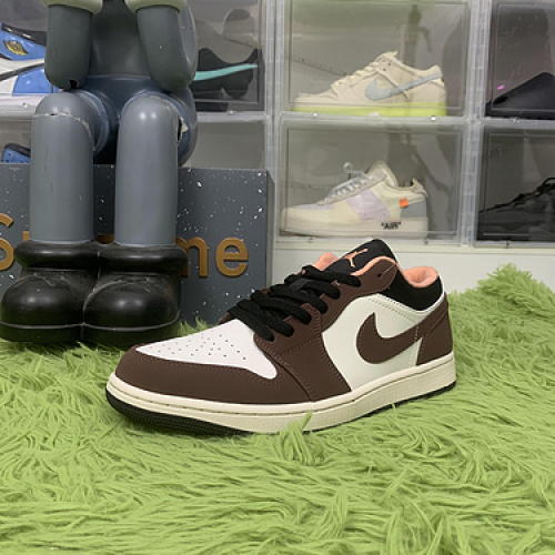 DT batch Jordan 1 Low Mocha DC6991-200