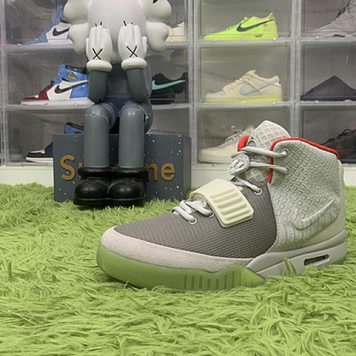 OG batch Nike Air Yeezy 2 Pure Platinum 508214-010