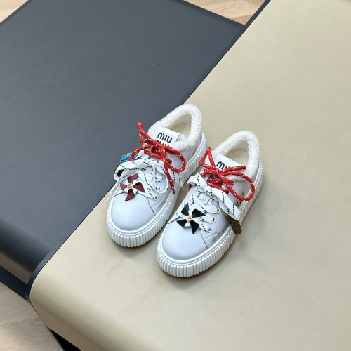 MM thick sole. Fleece single shoe