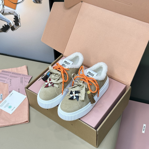 MM thick sole. Fleece single shoe