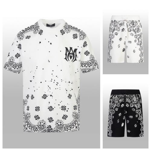 A1lexander McQueen White Bandana Print T-Shirt and Shorts Set