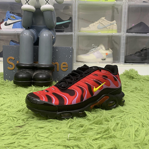 Nike Air Max Plus Supreme University Red DA1472-600