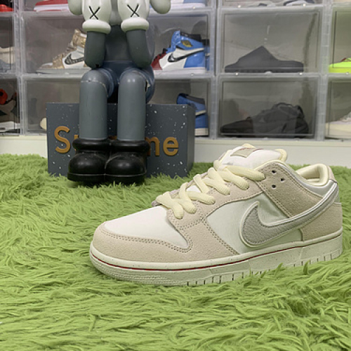 M batch Nike SB Dunk Low City of Love Light Bone FZ5654 100