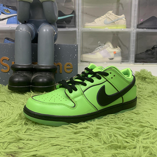 Nike The Powerpuff Girls x Dunk Low Pro SB QS &#x27;Buttercup&#x27;