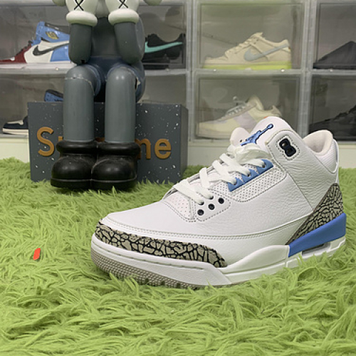 OG batch Jordan 3 Retro UNC CT8532-104