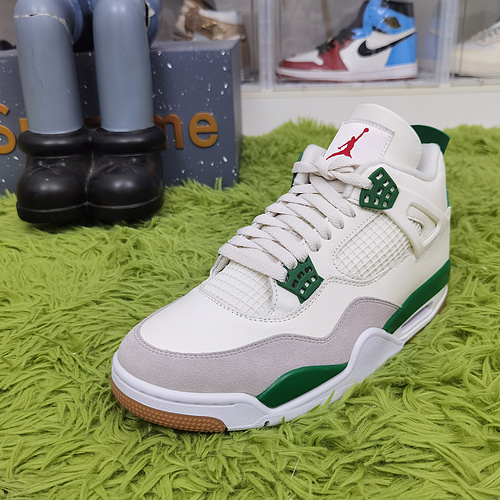 GX Batch Air Jordan 4 Retro SB Pine Green DR5415 103