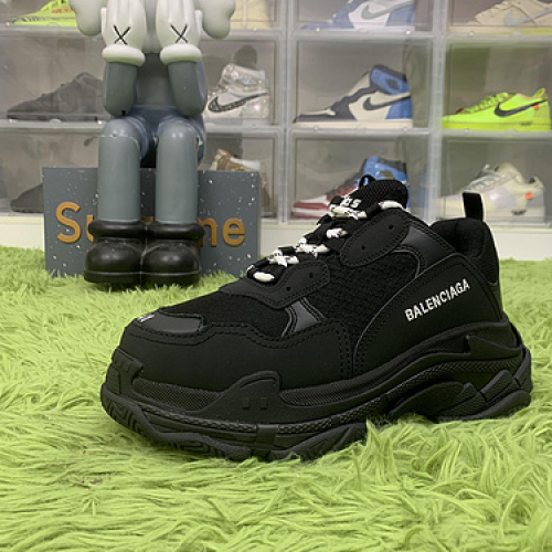 OK batch Balenciaga Triple S Black 534162W09OM1000