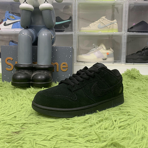 Nike Dunk Low SP Undefeated 5 On It Black DO9329-001