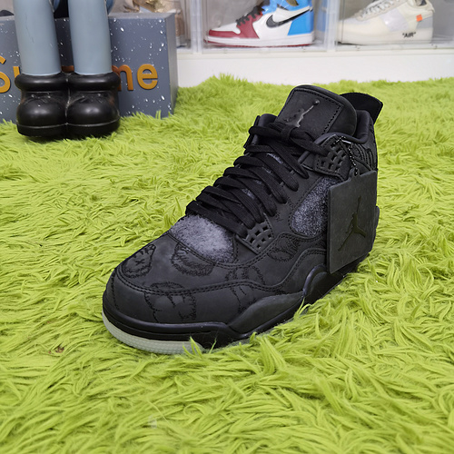 GX Batch Air Jordan 4 Retro Kaws Black 930155 001