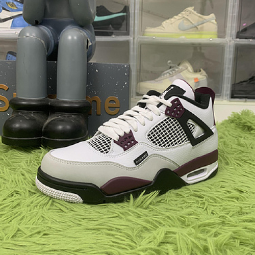 Jordan 4 Retro