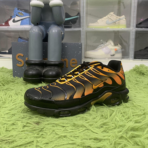 Nike Air Max Plus Black Sundial DM0032-007